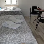 Historic House-1 Minute To The Semesterbostad