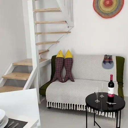 Historic House-1 Minute To The Сasa de vacaciones