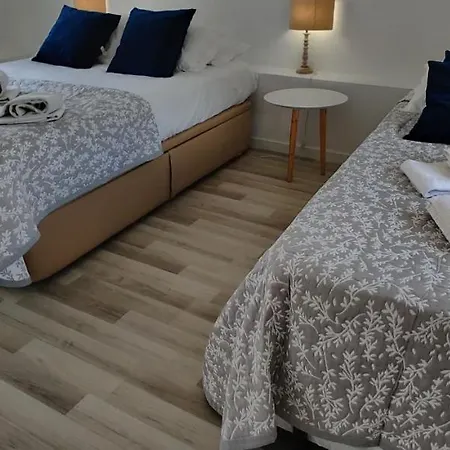 Historic House-1 Minute To The * Nazaré