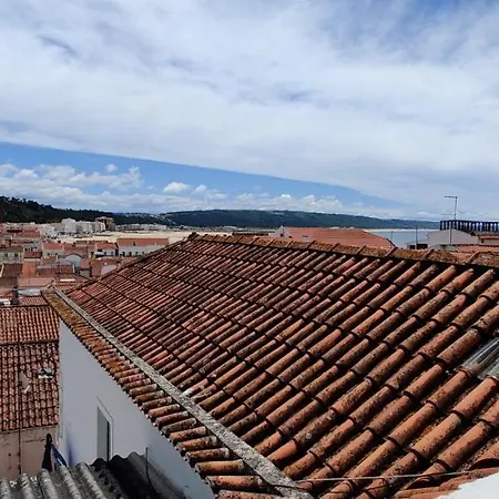 Casa vacanze Historic House-1 Minute To The *